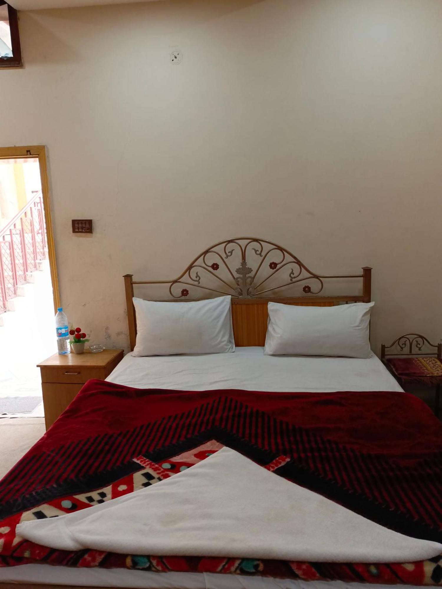 See Motel مظفر آباد المظهر الخارجي الصورة